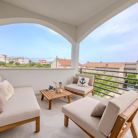 Apartment Luxury Near W Big Terrace And Sea View Kastela