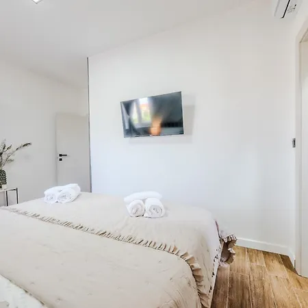 Luxury Near W Big Terrace And Sea View