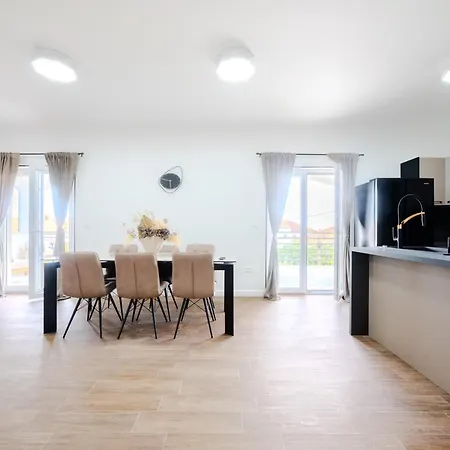 Apartment Luxury Near W Big Terrace And Sea View *