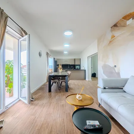Luxury Near W Big Terrace And Sea View Apartment